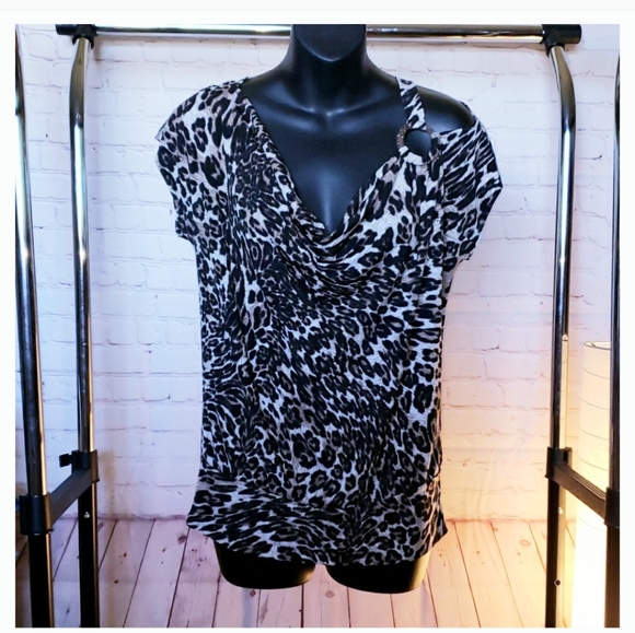 Leopard Print Top - Picture 1 of 5